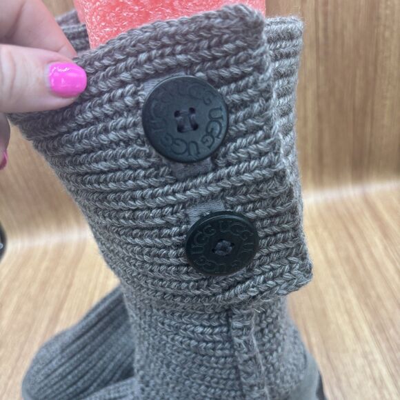 UGG Australia Boots Youth 3 Cardy Winter Snow Gray Knitted Button Mid Calf NEW - Picture 6 of 9